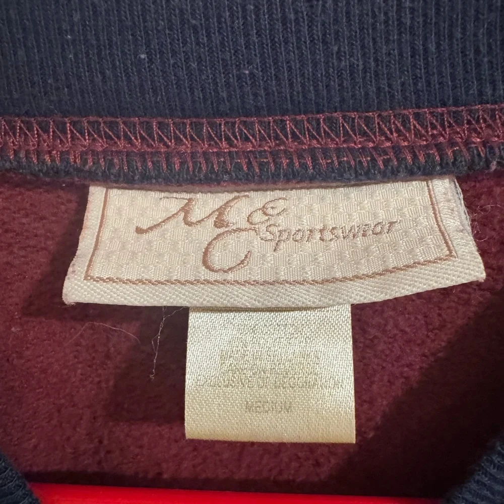 Vintage Women’s Red Snowman Sweatshirt - Picture 3 of 3